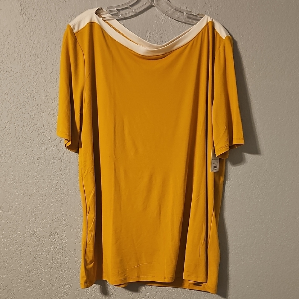 Elegant Mustard and White Women's Short Sleeve Top